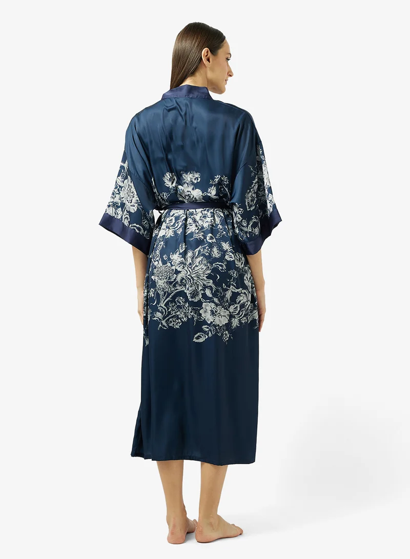 خزانة روب نوم بطبعة زهور